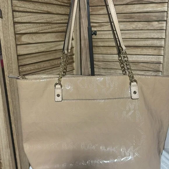 MICHAEL Michael Kors Patent Leather Tote - Picture 3 of 8